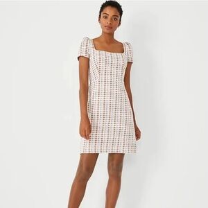 Ann Taylor Madra Puffy sleeve multi color dress